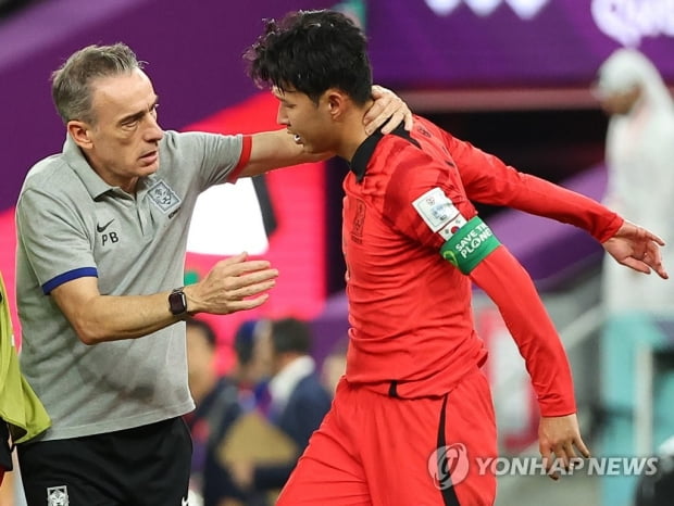 [월드컵] 벤투 감독, 무전 지휘도 불가…'가나전이 고별전 되지 말아야!'