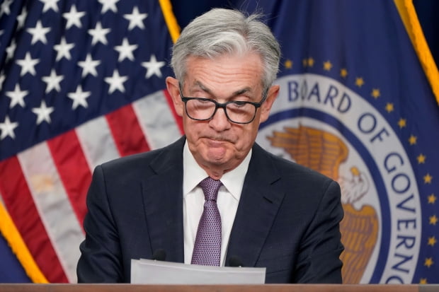 Jerome Powell, chairman of the Federal Reserve.  photo = AP