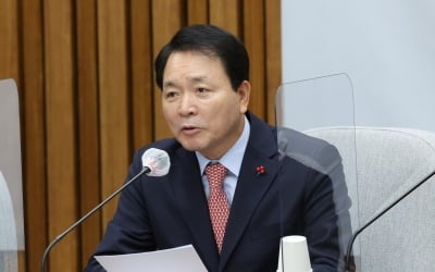 "고금리·고물가에 中企 어려워…'8시간 추가근로제' 연장해야"