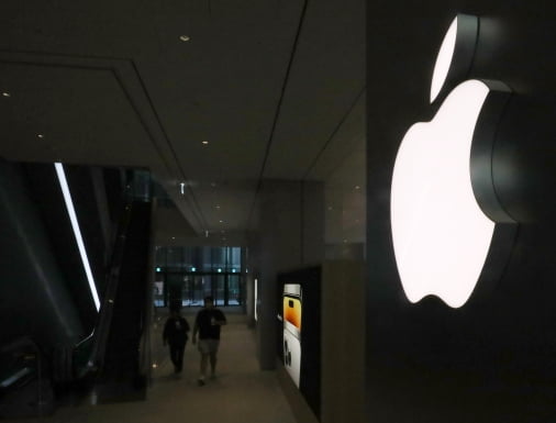 [마켓PRO] 애플 중국 생산 쇼크는 호사다마? LG이노텍 투심 내년엔 살아날까