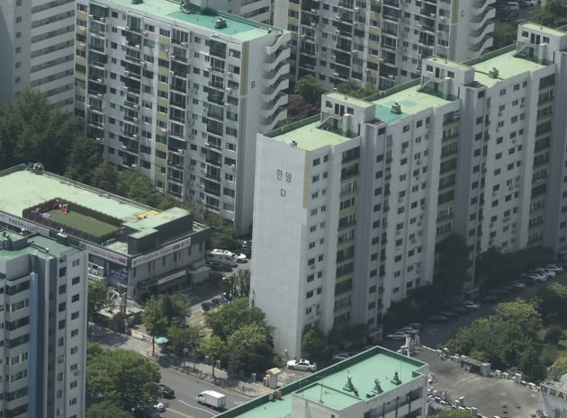 [단독] 여의도 한양아파트, 54층 주상복합으로 재건축