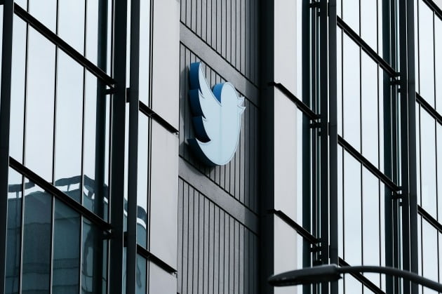 일론 머스크 테슬라 CEO의 트위터 인수 이후 대체 플랫폼에 대한 관심이 커지고 있다. (사진=연합뉴스)