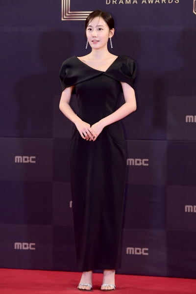 [포토] 정민아, '블랙 드레스로 우아하게~' (2022 MBC 연기대상)
