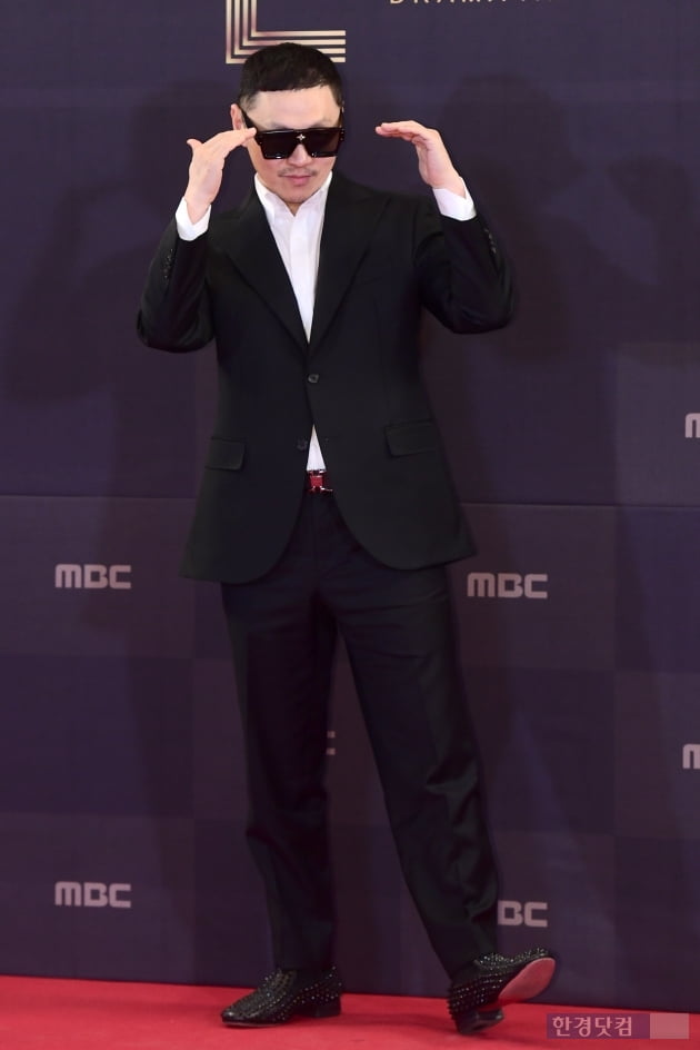 [포토] 양동근, '언제 어디서나 멋진 남자' (2022 MBC 연기대상)