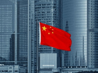 중국, 방역 완화 이후 '코로나 사망자' 급증…장례 서비스 중단