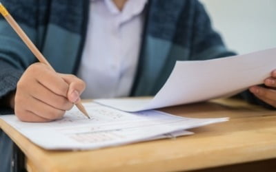 고교 시험지 유출 10대들 '징역형' 구형…"교사 노트북 해킹"