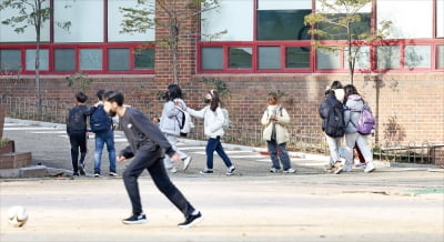 10년간 학생 수 26% 줄어드는데…교육교부금은 67% 증가