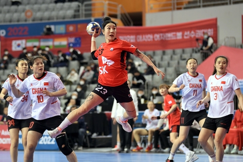 한국, 중국 꺾고 아시아 여자핸드볼선수권 결승행…일본과 격돌(종합)