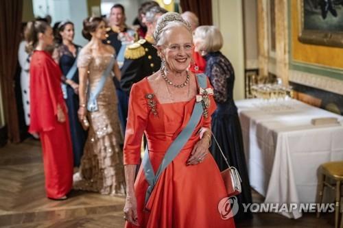 '왕실지위 박탈' 덴마크 왕자 가족, 미국으로 이주 계획