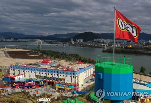 민주당 강원도의원 "김진태 지사, 레고랜드발 사태 사과해야"