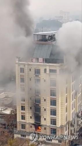 IS, 카불 '중국인 체류 호텔' 테러 배후 자처…"수류탄 등 공격"