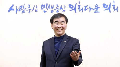 [신년사] 염종현 경기도의회 의장 "협치 바탕으로 경기도 미래 만들 것"
