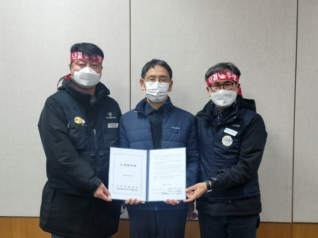 서울 지하철 노사 임단협 합의…첫차부터 정상운행