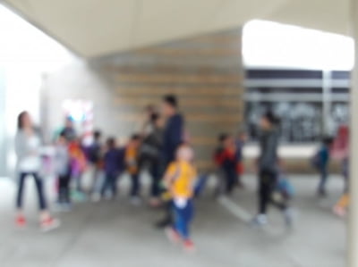 부산 모 초등학교서 코로나 집단감염...급식 중단