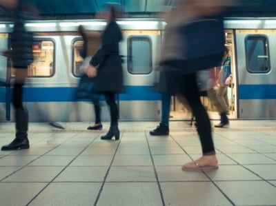 서울 지하철·버스요금 8년만에 300원 오른다