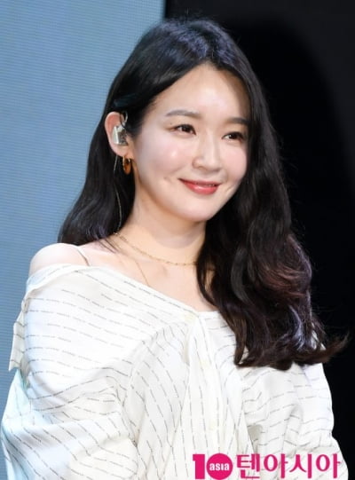 65억원 '건물 쇼핑' 했던 강민경, PPL 논란 뒤 호감 회복 위한 대장정[TEN피플]