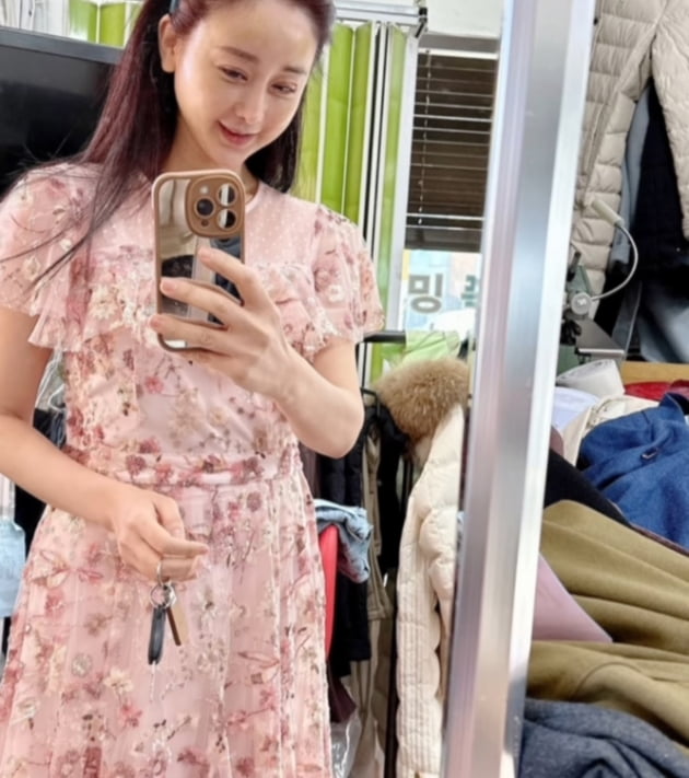 '진화♥' 함소원, 요즘 드레스만 입는 애엄마 "공식 백수지만 더 바빠"