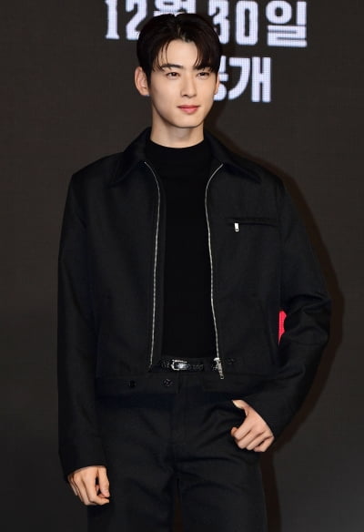 [TEN 포토] 차은우 '신비로운 외모'