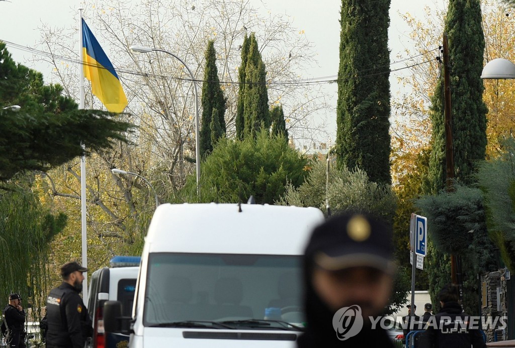 총리실, 공군기지, 군수공장…스페인 곳곳에 화약 담긴 편지배달(종합)