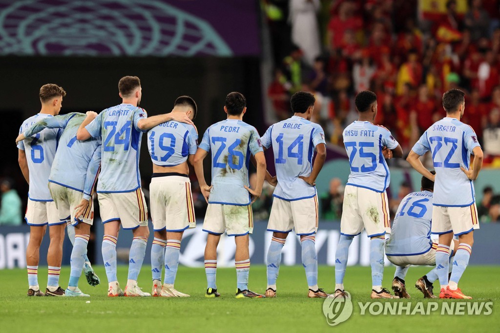 [월드컵] 또 승부차기로 침몰한 무적함대…반복되는 스페인의 잔혹사