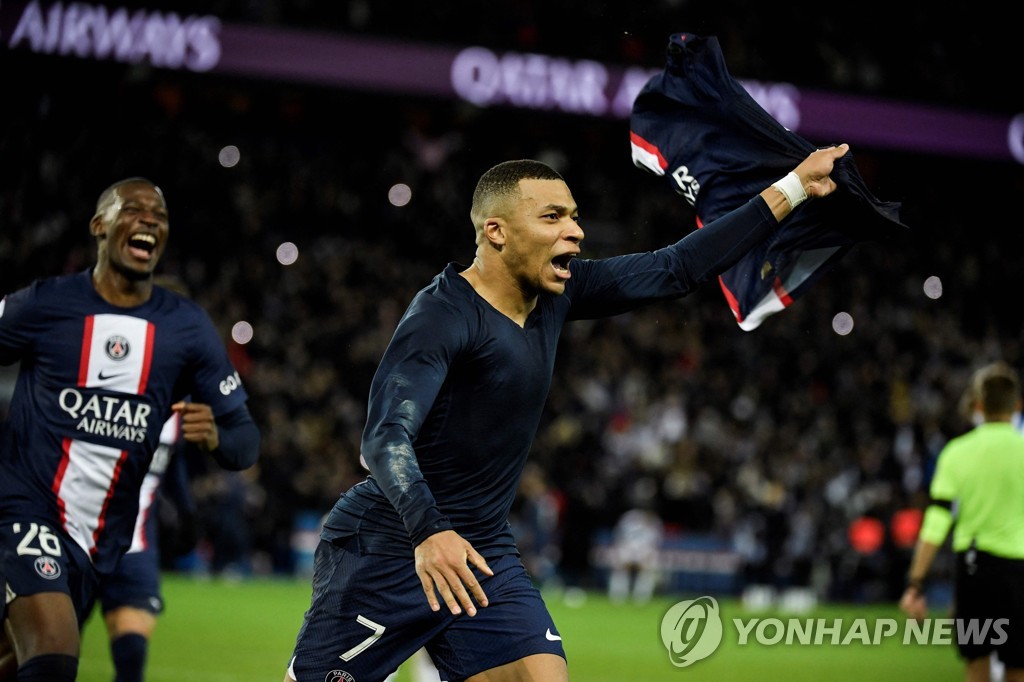 '월드컵 득점왕' 음바페, PK 골로 PSG 승리 견인…네이마르 퇴장