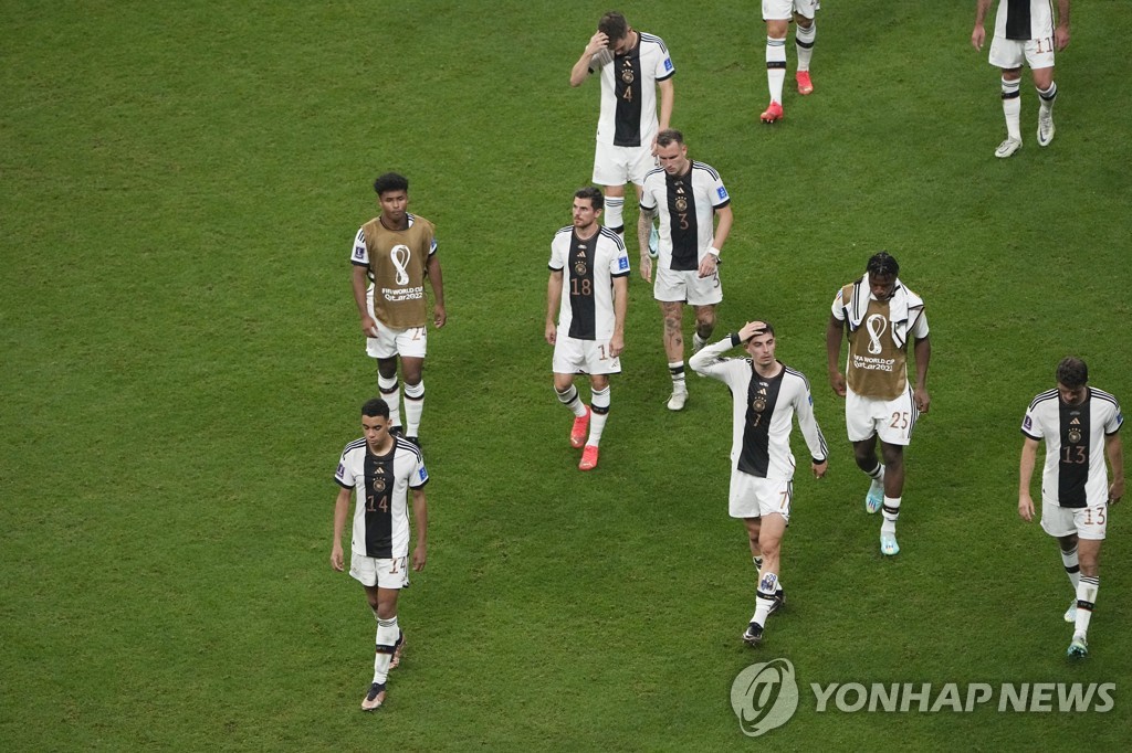 [월드컵] 고개 떨군 '녹슨 전차' 독일 선수들…"인생 최악의 날"