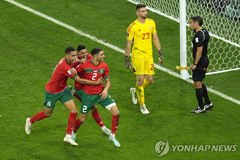 [월드컵] 스페인, 승부차기 패배…모로코 사상 첫 8강 진출