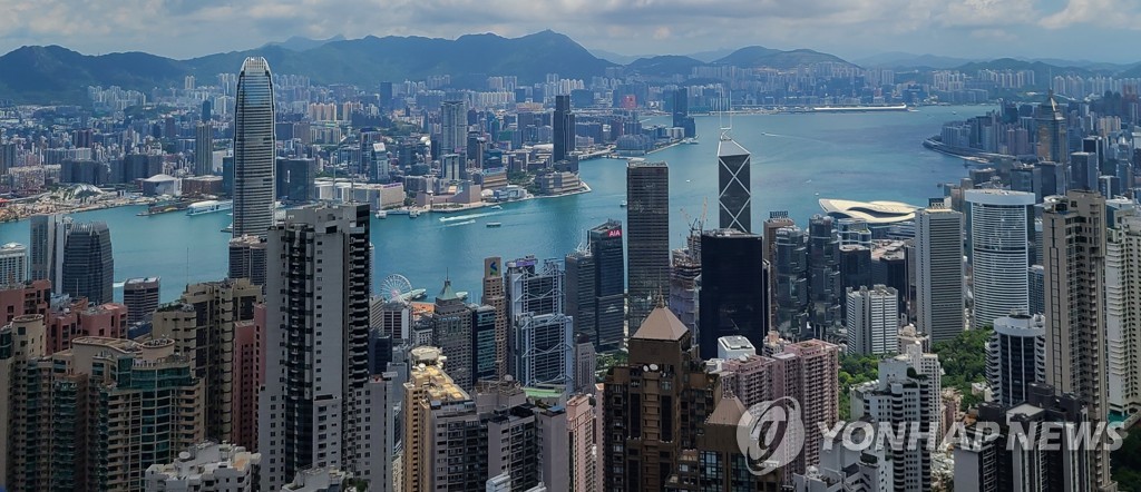 홍콩 입국자 방역규제 사실상 폐지…"음성이면 식당 출입 허용"(종합)