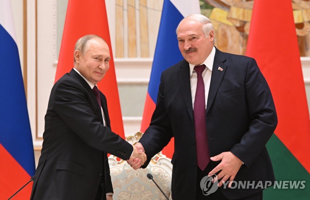 푸틴, '참전설' 벨라루스서 전쟁 언급 대신 양국 결속 다지기(종합)