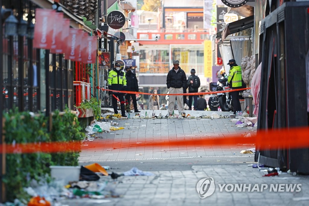 野 "참사 첫 경찰 보고, 발표보다 29분 일러" 대통령실 "오해"(종합)