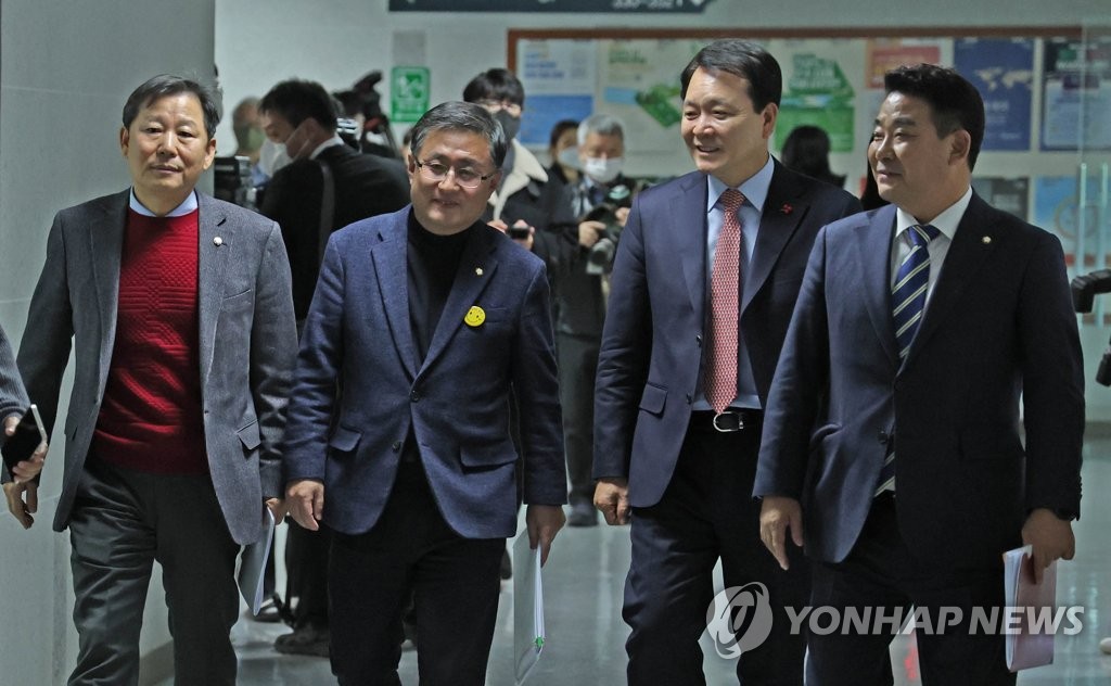 여야 '2+2 협의체' 예산 협상 난항…'원내대표 담판' 수순으로(종합)