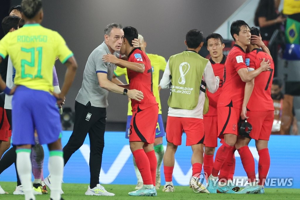 [월드컵] 16강 지휘한 벤투, 한국축구 4년 동행 끝…"재계약 안 한다"(종합2보)
