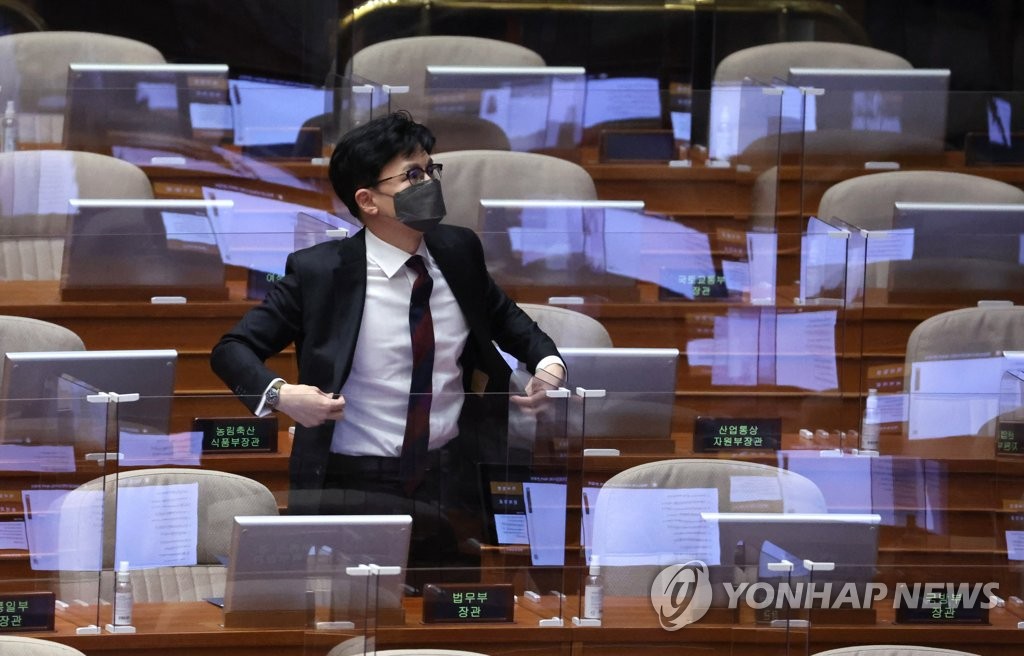 '단일대오 재정비' 민주, 檢·한동훈 맹공…방탄 논란엔 방어막