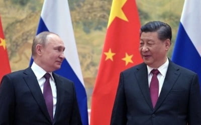 푸틴이 부른 세 가지 충격…"글로벌경제 침체 빠질 것" 전망