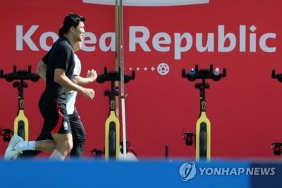 [월드컵] '괴물' 김민재, 브라질전 출격할까…결전 앞두고 가벼운 러닝