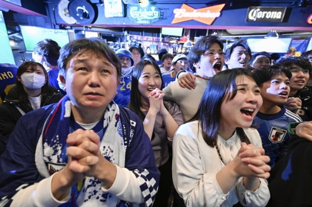 [월드컵] 일본 열도 4번째 8강 진출 실패에 '탄식'