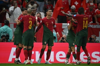 [월드컵] 호날두 교체 투입 포르투갈, 스위스 6-1 대파하고 8강 진출