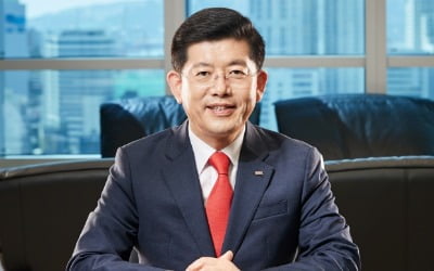 [속보] BNK금융지주 차기 회장 후보에 빈대인 확정