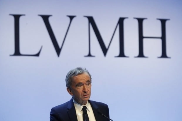 LVMH 회장, 가족경영 강화…디올 CEO에 장녀 앉혔다
