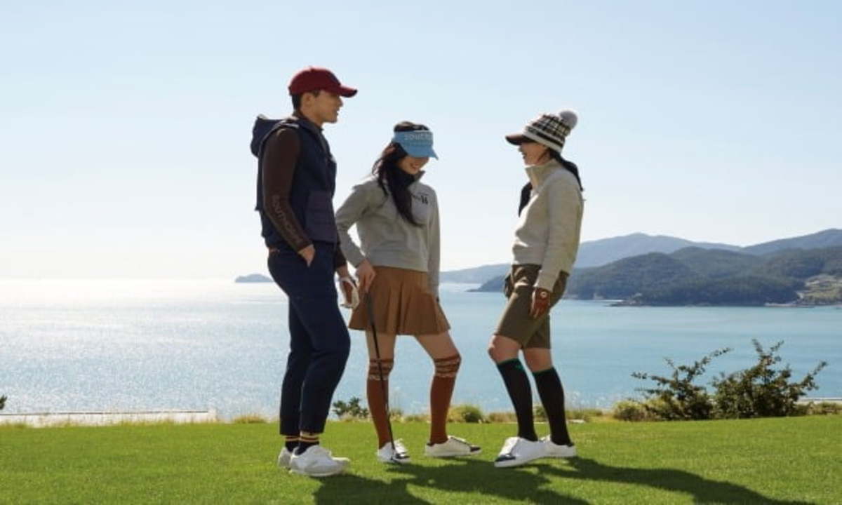 족쇄 풀린 K패션왕…골프웨어로 백화점 진격 | 한국경제