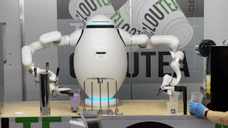 45초 만에 일본 라멘 '뚝딱'…관람객 홀린 로봇 정체 [CES 2023] 