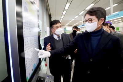 성동구, 장애인·고령층도 쉽게 이용할 수 있는 민원 단말기 설치한다