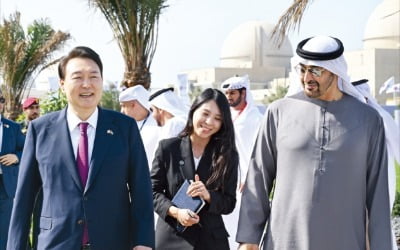 [포토] '韓-UAE 신뢰의 상징' 바라카 원전 찾은 윤 대통령
