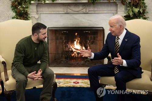 우크라 외무 "美 '패트리엇' 미사일 우크라 이전 준비 시작"