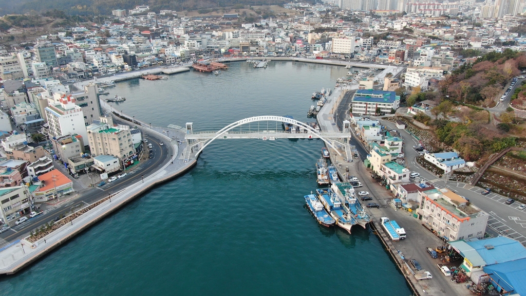 경남도, 항만개발 조기 발주로 지역경제 활성화…통영항 확장 등