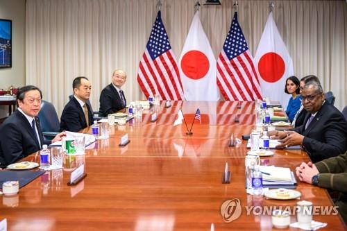 미일 국방 "동맹 차원 군 대응 능력 강화…日반격능력 협의키로"(종합)