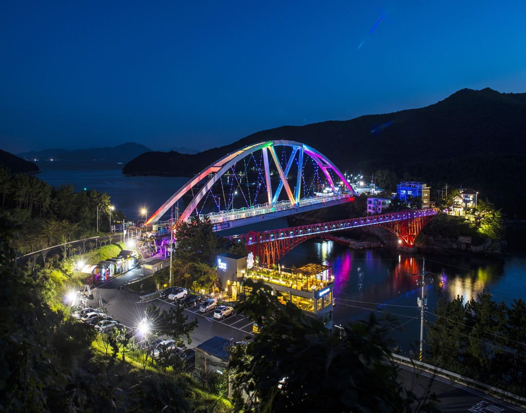 설 연휴 가 볼 만한 곳…창원 콰이강의 다리 등 경남 관광지 5선