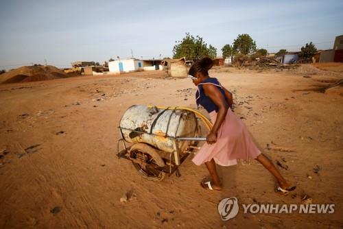 부르키나파소 피랍 여성·어린이 66명 8일 만에 풀려나