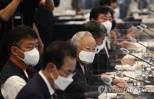 한국노총 "사용자단체 정부 지원 689억원 받아…조사해야"(종합)