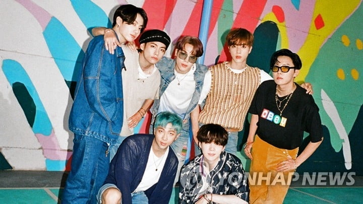 새 역사 쓴 BTS…골든디스크 6년 연속 '대상'